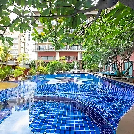 Terra Nara โรงแรม 5*