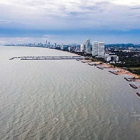 โรงแรม Also Jomtien Pattaya