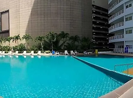 Hotel Vtsix At View Talay 6 Pattaya