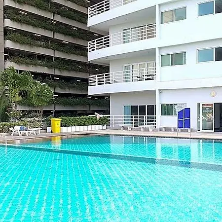 Vtsix At View Talay 6 Hotel 3*