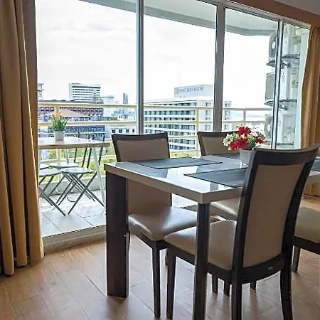 Vtsix At View Talay 6 Hotel
