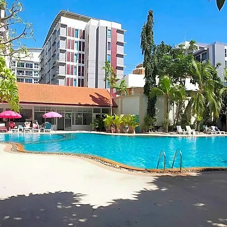 รายัล ทวินส์ พาเลซ โรงแรม Pattaya