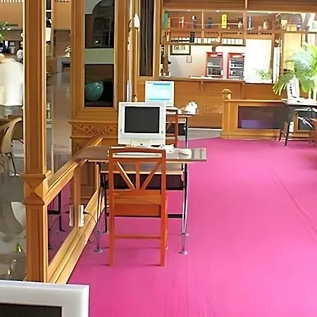 โรงแรม รายัล ทวินส์ พาเลซ 4*