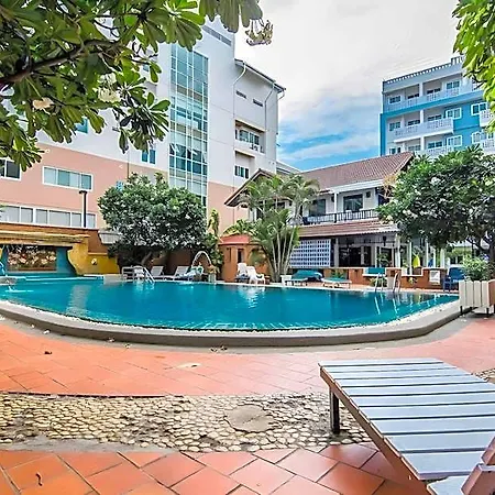 Hotel Sutus Court 1