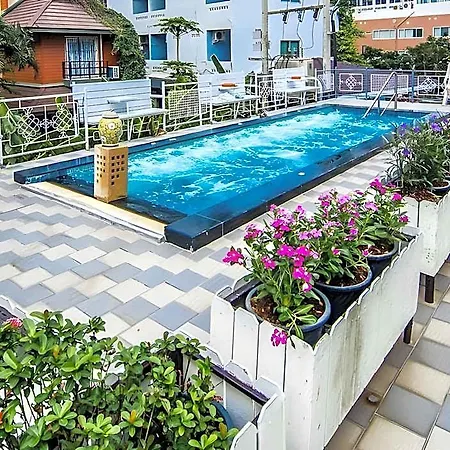 Sutus Court 1 Hotel Pattaya