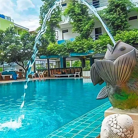 Sutus Court 1 Hotel
