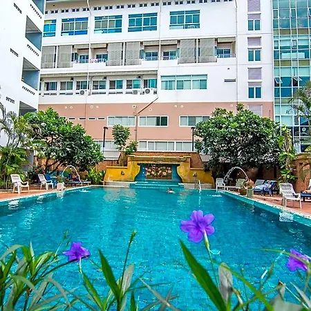 สุทัศน์คอร์ท 3 โรงแรม