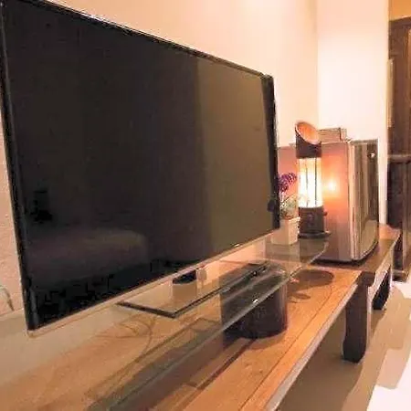 Lotusland 3*