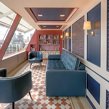 The Cruise โรงแรม 4*