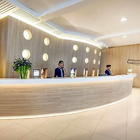Hotel The Cruise Pattaya