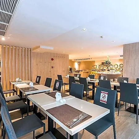 The Grass Serviced 4* Pattaya