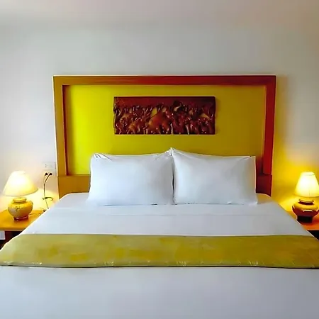 Inn The Garden Place 2*