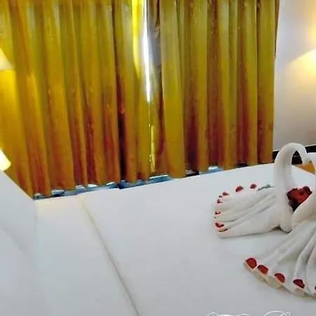 The Garden Place Inn 2*