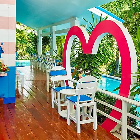 Blue House Hotel