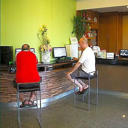 Hotel D 2