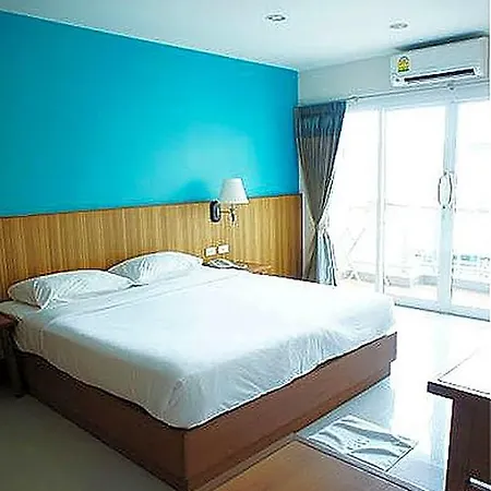 D 2 3* Pattaya