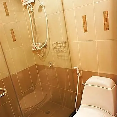 D 2 Hotel 3*