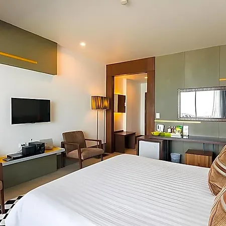 Baboona Beachfront Living 3* Pattaya