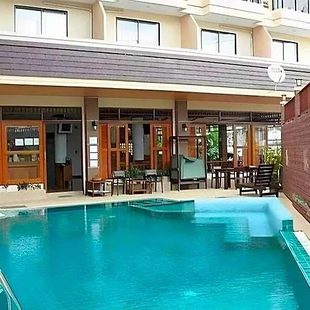 Sunview Place Hotel 3*