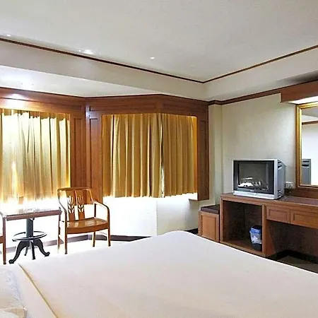 เอเอ โฮเทล พัทยา โรงแรม