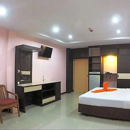 เอเอ โฮเทล พัทยา โรงแรม 2*