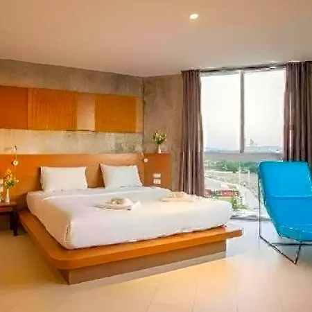 B2 Jomtien Hotel 3*