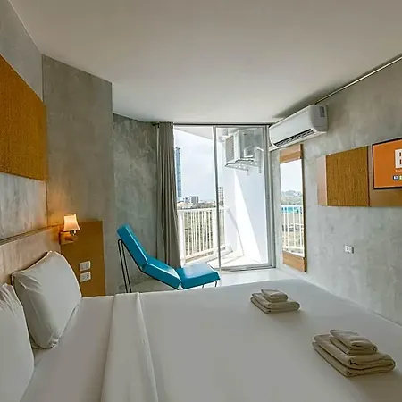 B2 Jomtien Hotel