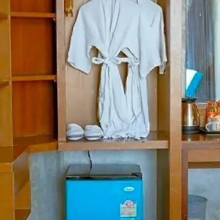 B2 Jomtien 3* Pattaya