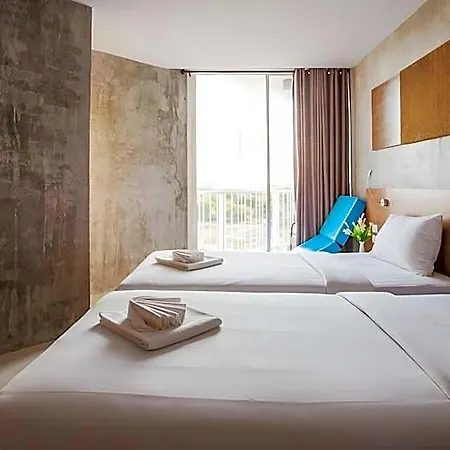 B2 Jomtien