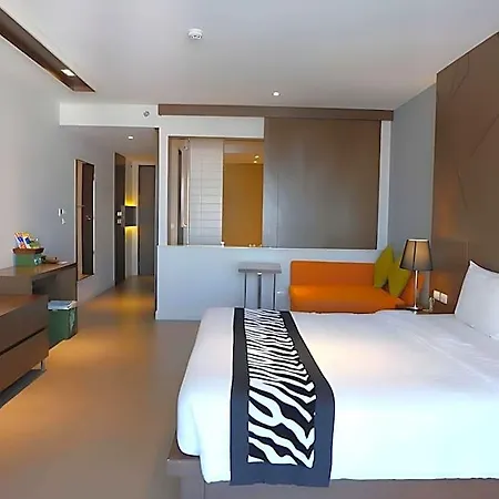 Hotel Season Five Pattaya