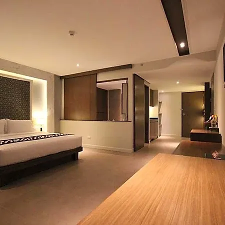 Hotel Season Five 4*