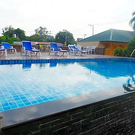 Hotel V