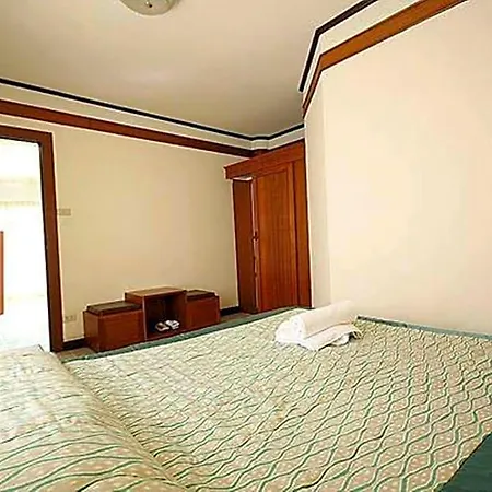 Country Club 4*