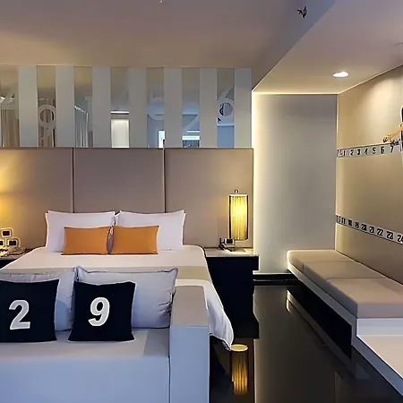 โรงแรม Tsix5 Phenomenal