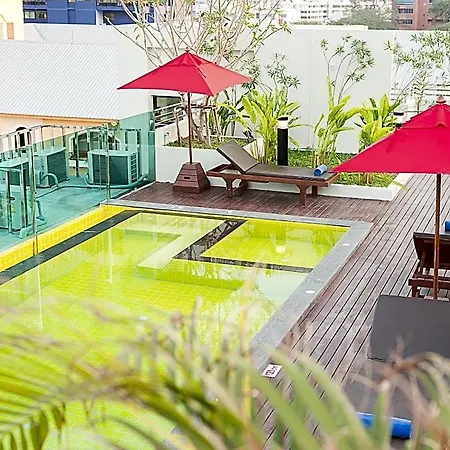 Sunshine Hip Hotel