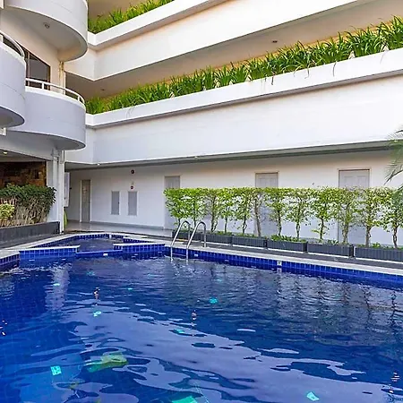 Garden Paradise Hotel 3*