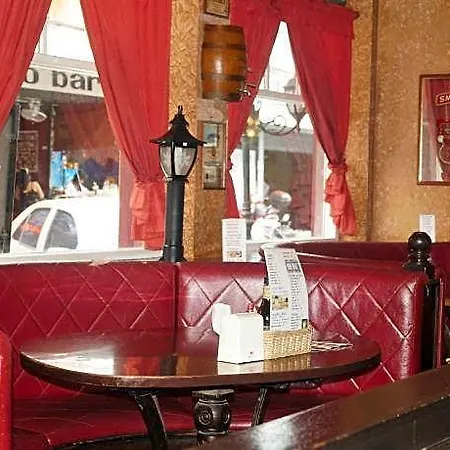 Hotel Queen Victoria Inn. 2*