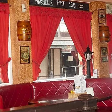 Queen Victoria Inn. Pattaya