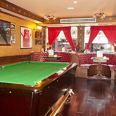 Queen Victoria Inn.