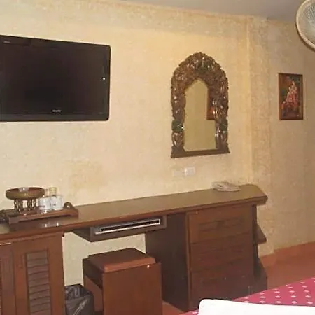 Queen Victoria Inn. Hotel Pattaya