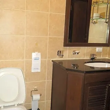 Queen Victoria Inn. Hotel Pattaya