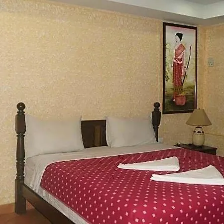 Queen Victoria Inn. 2* Pattaya