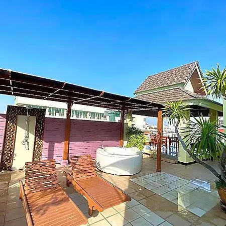 Hotel Thep 2*