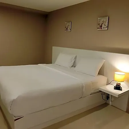 Crystal 2* Pattaya