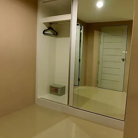 Crystal 2* Pattaya