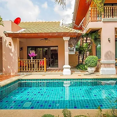 Villa พระตำหนักวิลล่า 10 ห้องนอน พร้อมสระว่ายน้ำส่วนตัว Pattaya