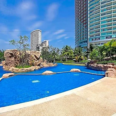 Hotel White Residences 3*