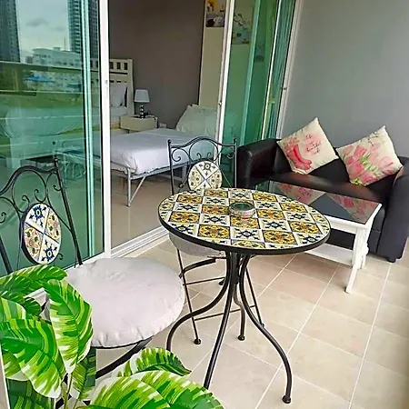 View Talay 6 By Honey Hotel 3*