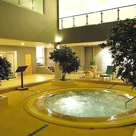 โรงแรม Sansuk Gay Sauna And