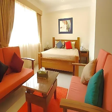 โรงแรม Sansuk Gay Sauna And